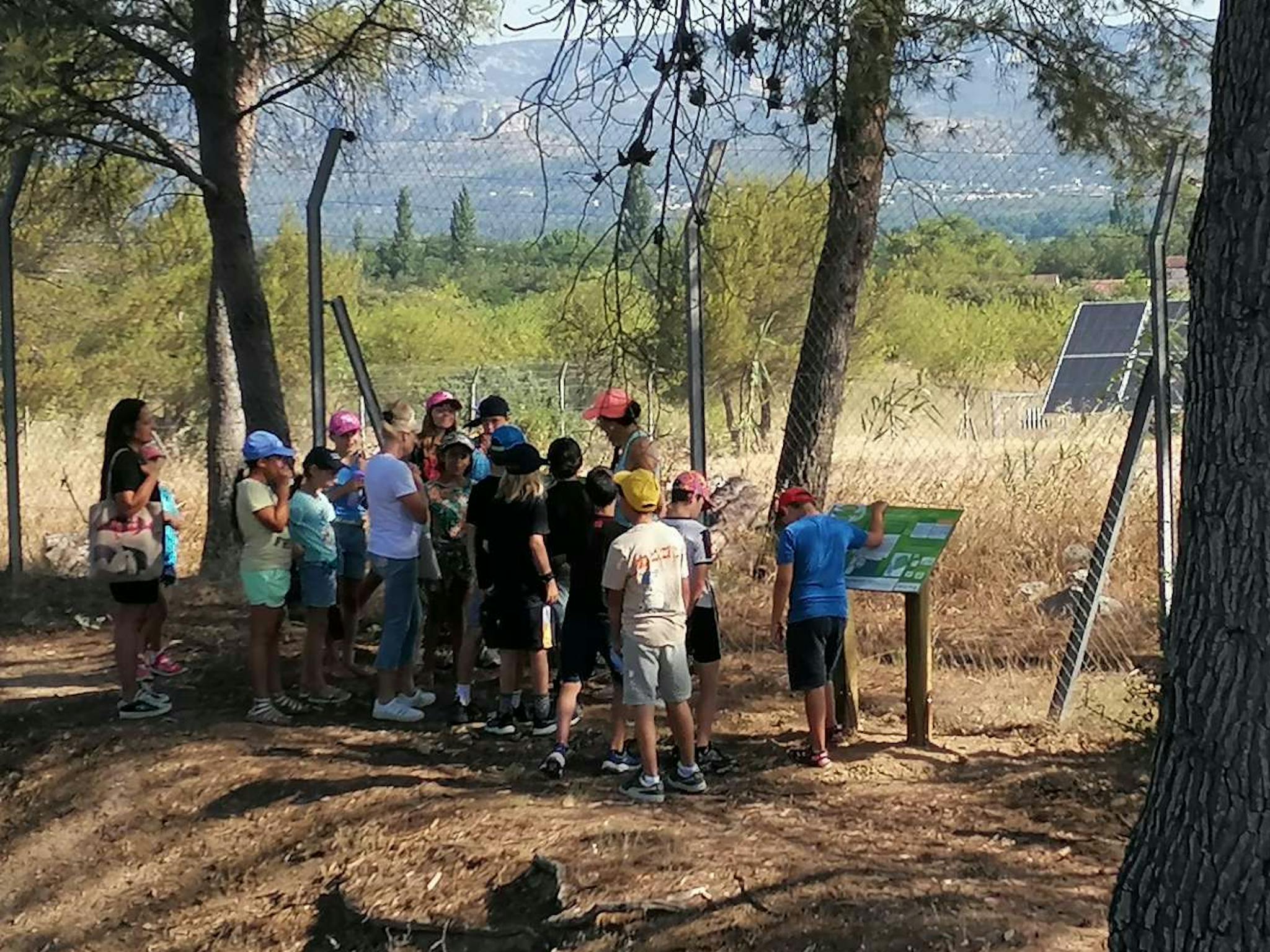 À Mallemort (13), un sentier pédagogique pour comprendre l’énergie solaire
