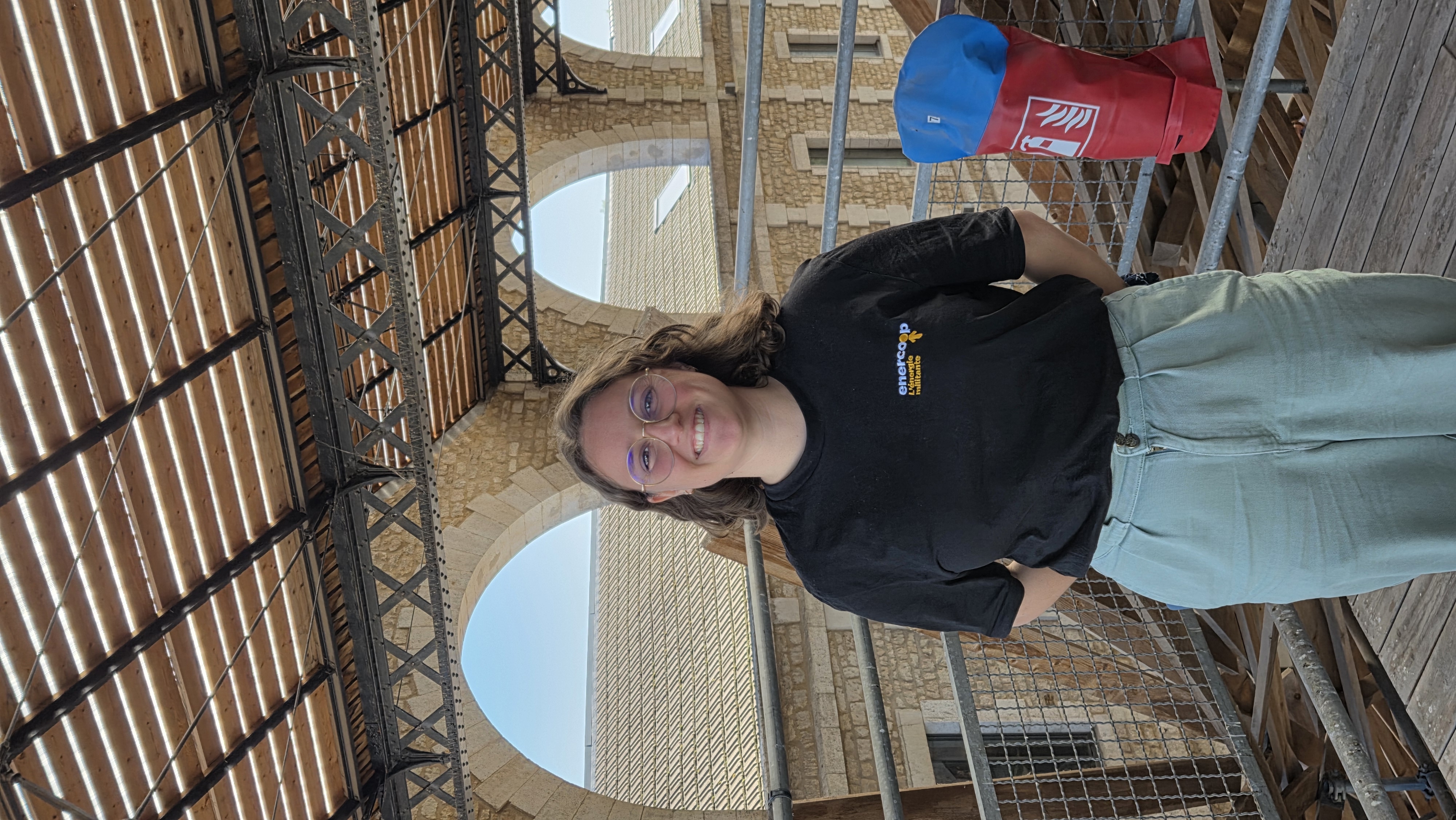 Photo de Louise Dreyer, chargée de communication chez Enercoop Nouvelle-Aquitaine