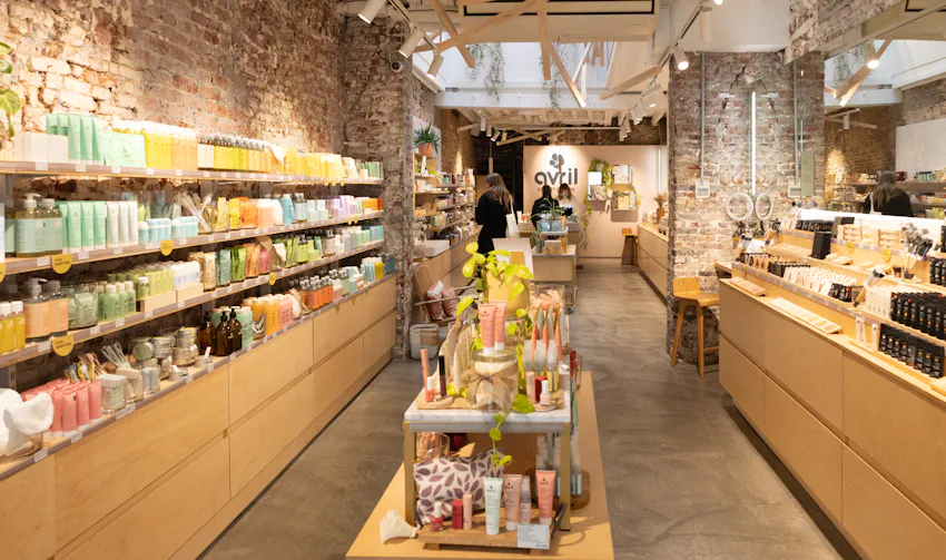 Avril cosmétiques, la beauté bio et engagée ! avril cosmétique beauté enercoop client professionnel énergie renouvelable fourniture