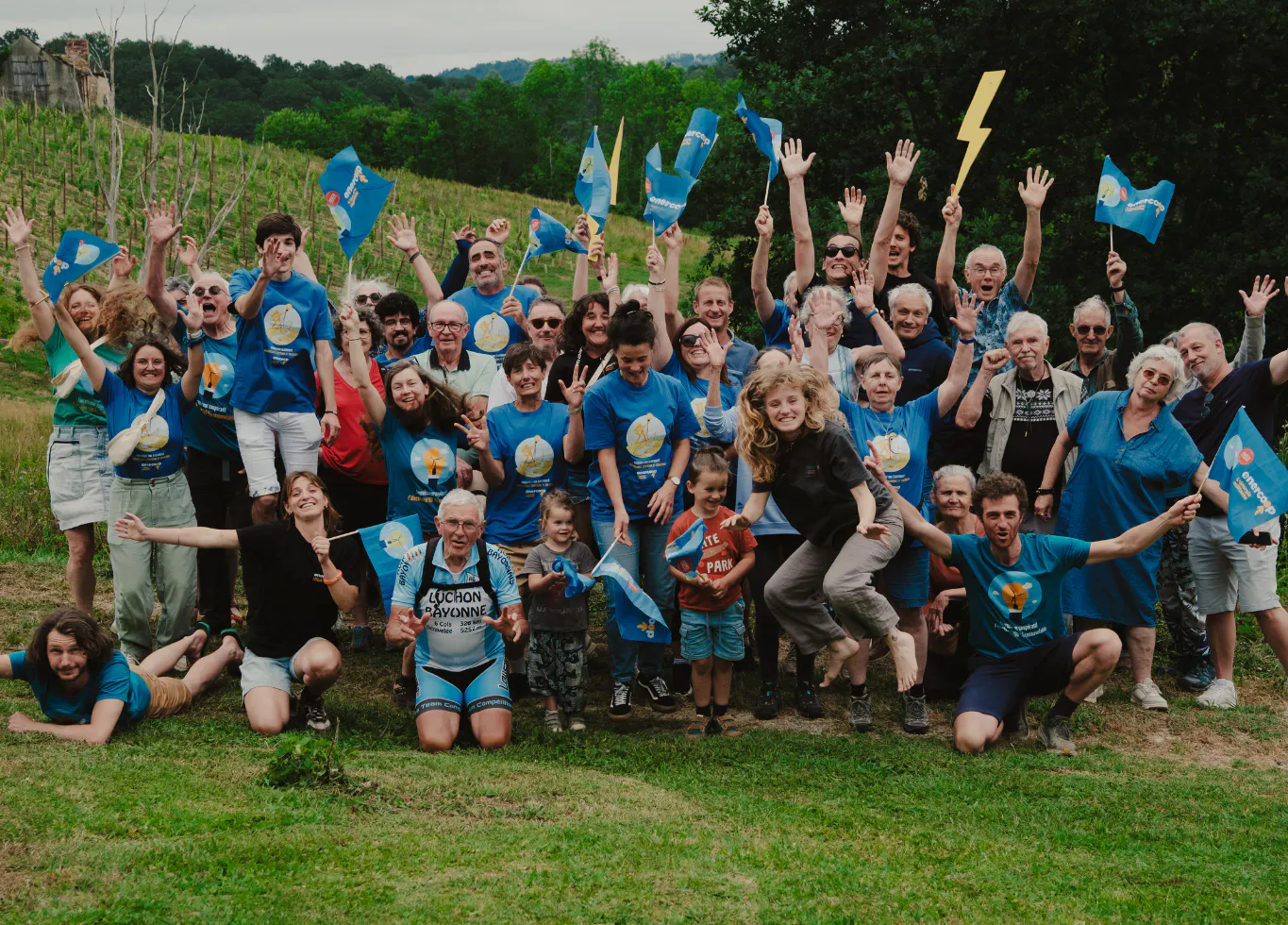 Photo de groupe des sociétaires Enercoop Nouvelle-Aquitaine