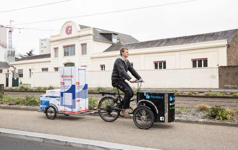 Enercoop - Pays de la Loire - Ze Plombier - Nantes - vélo électrique - plombier - dépannage