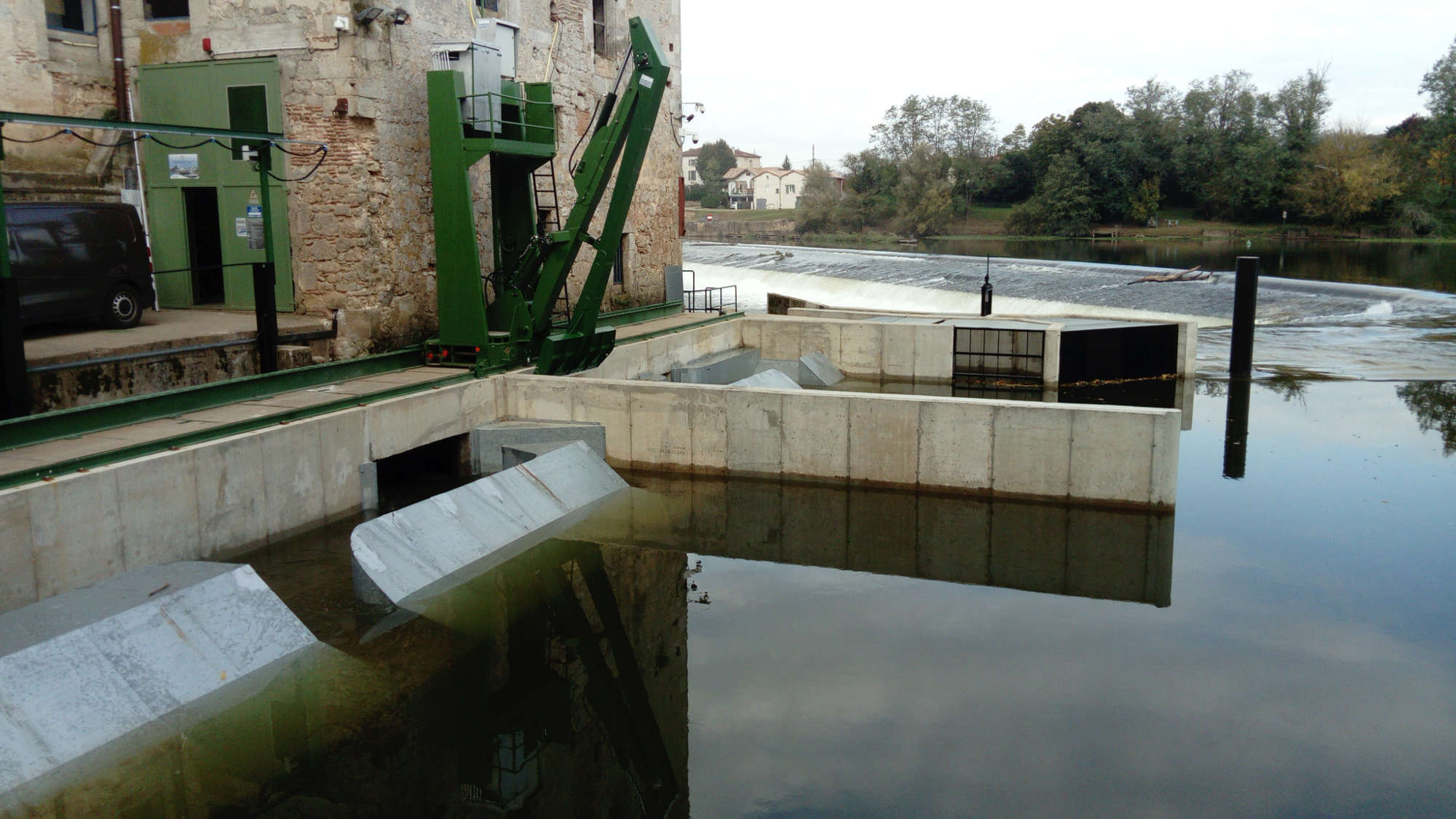 Détails de la centrale hydroélectrique d'Aiguillon (47) - Société SERHY - Enercoop Nouvelle-Aquitaine
