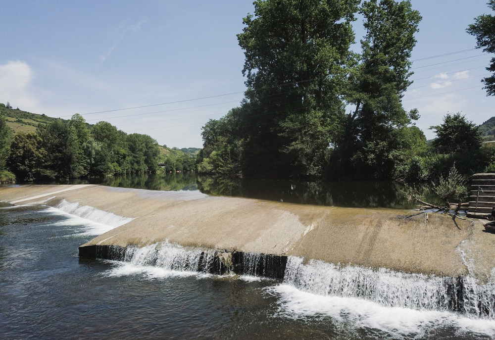 Chaussée du moulin de la Minoterie de Coudoustrines dans l'Aveyron