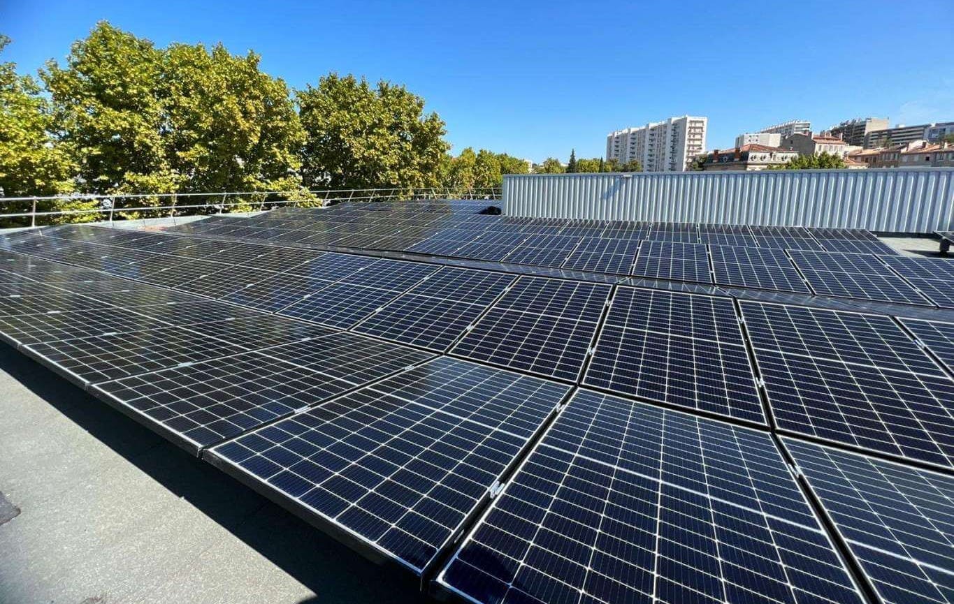 Toiture solaire à Marseille