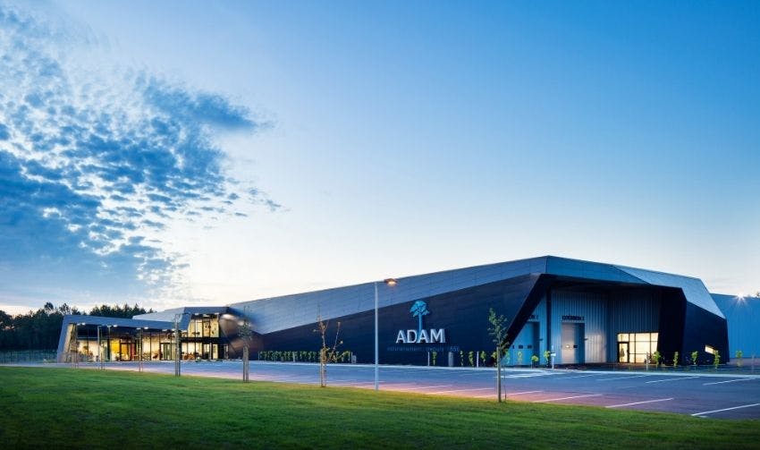 Bâtiment de la société ADAM à Sainte Hélène - Enercoop Nouvelle-Aquitaine 