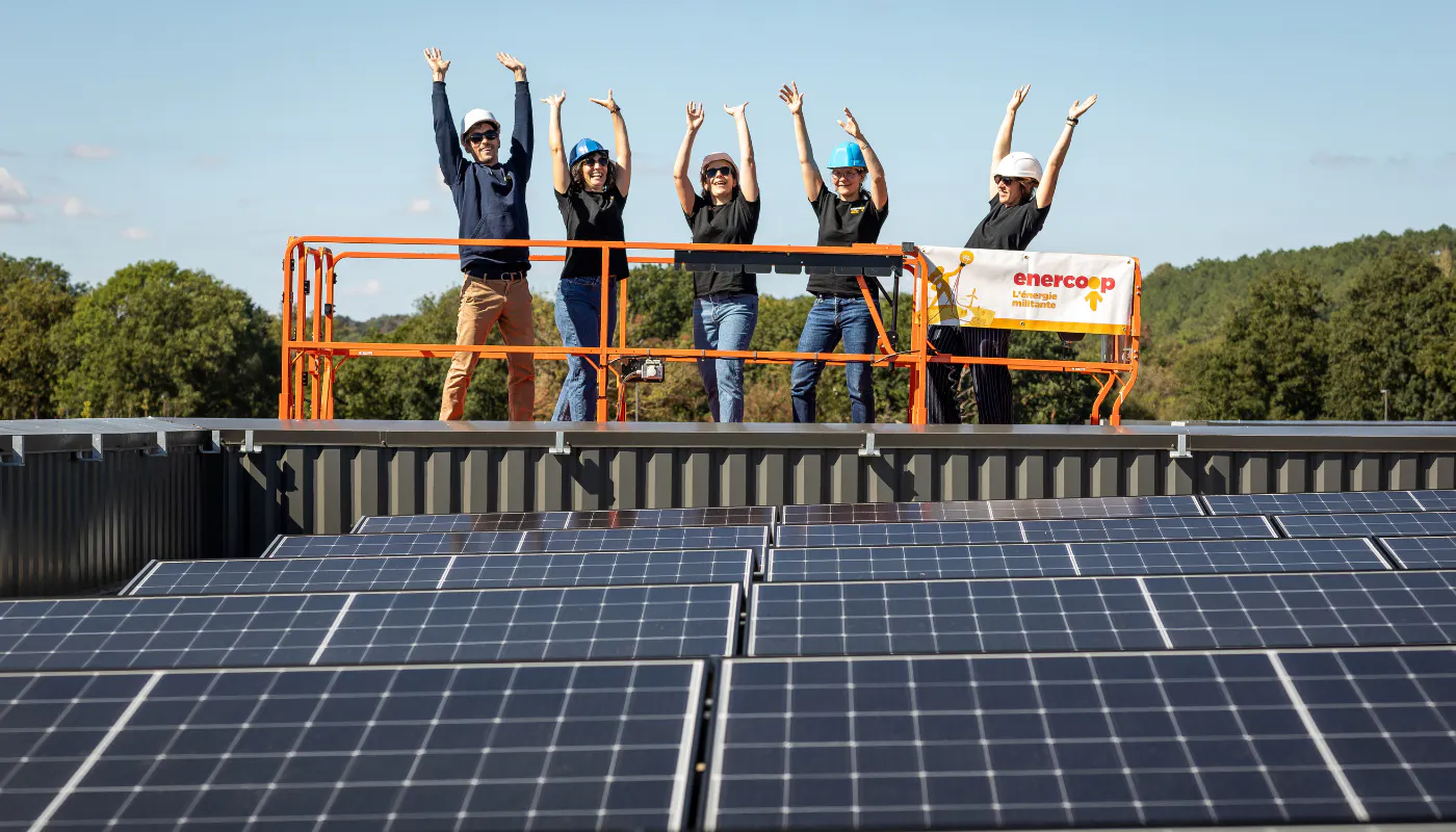 Retour sur l’inauguration de notre nouvelle
centrale photovoltaïque sur les toits d'Aveltec