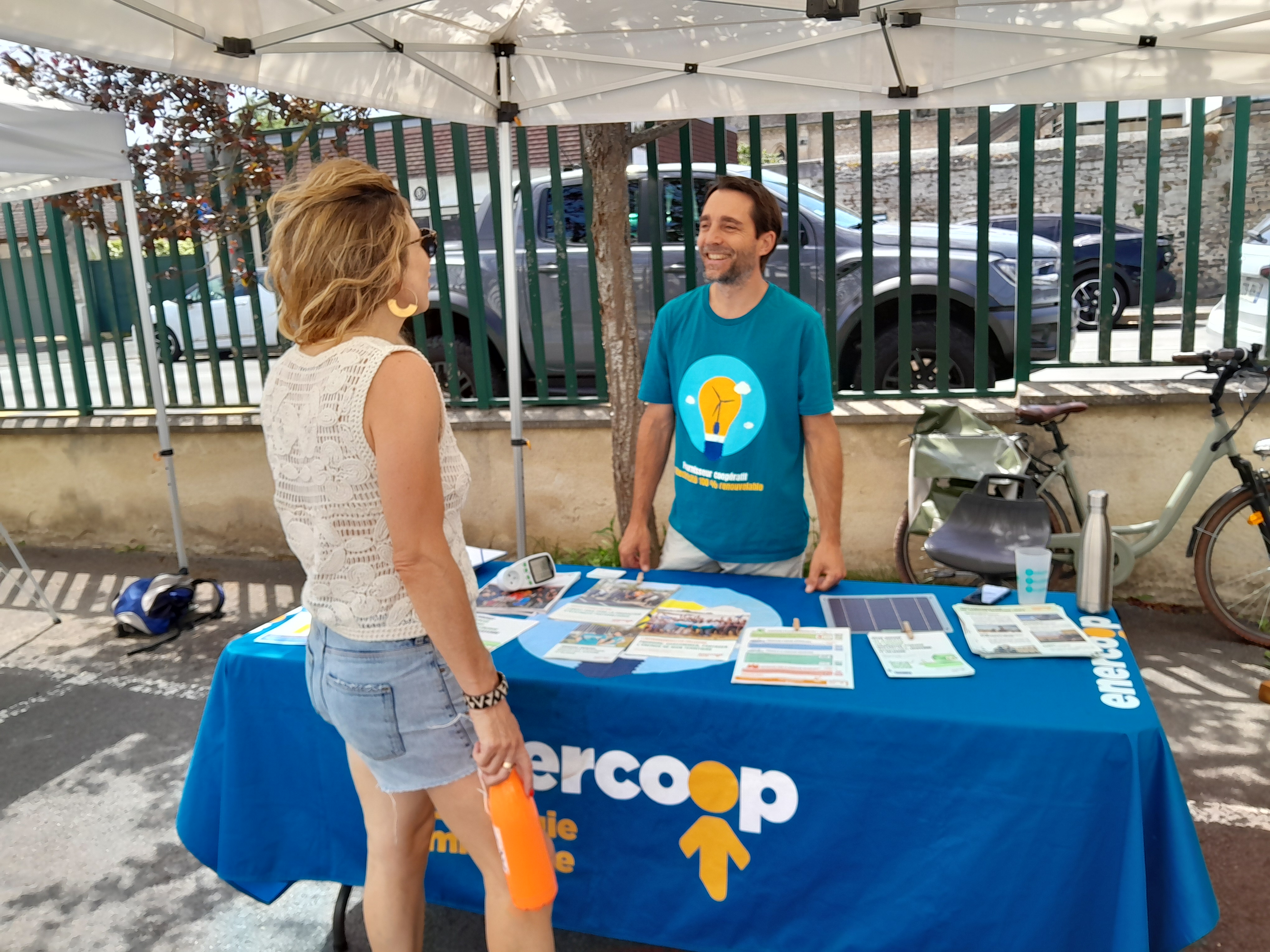 Stand Enercoop Normandie à la Fête des 40 ans de Biocoop Fréquence Bio à Caen