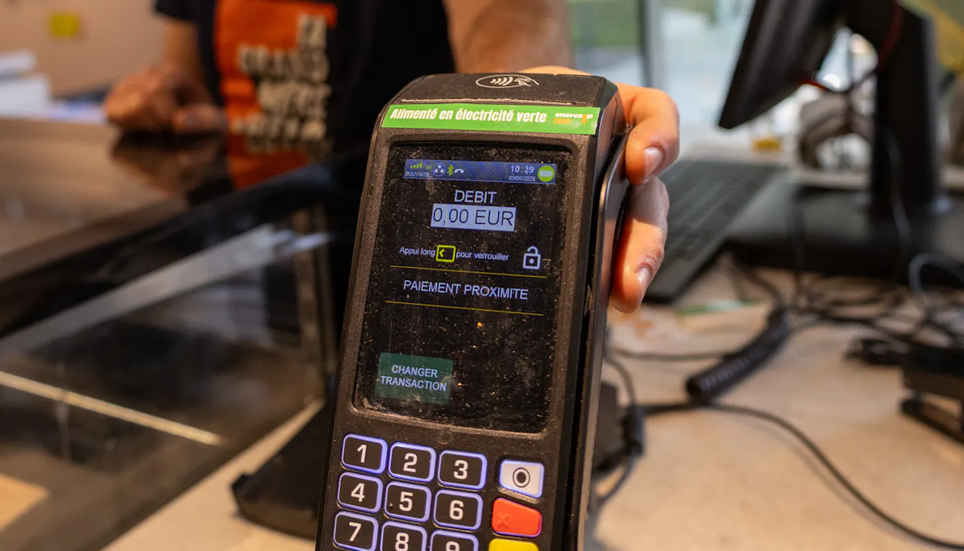autocollant enercoop terminal carte bancaire