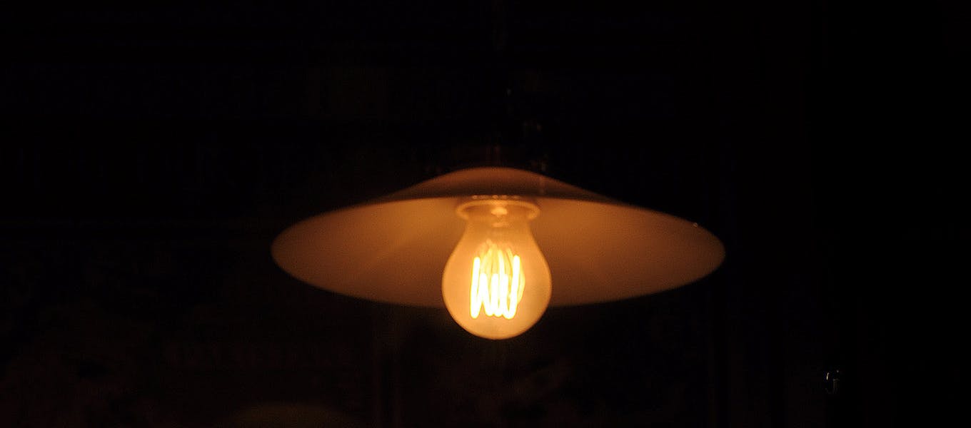 NE JETEZ PLUS VOS VIEUX LAMPADAIRES HALOGENES - Le blog de feedautomne