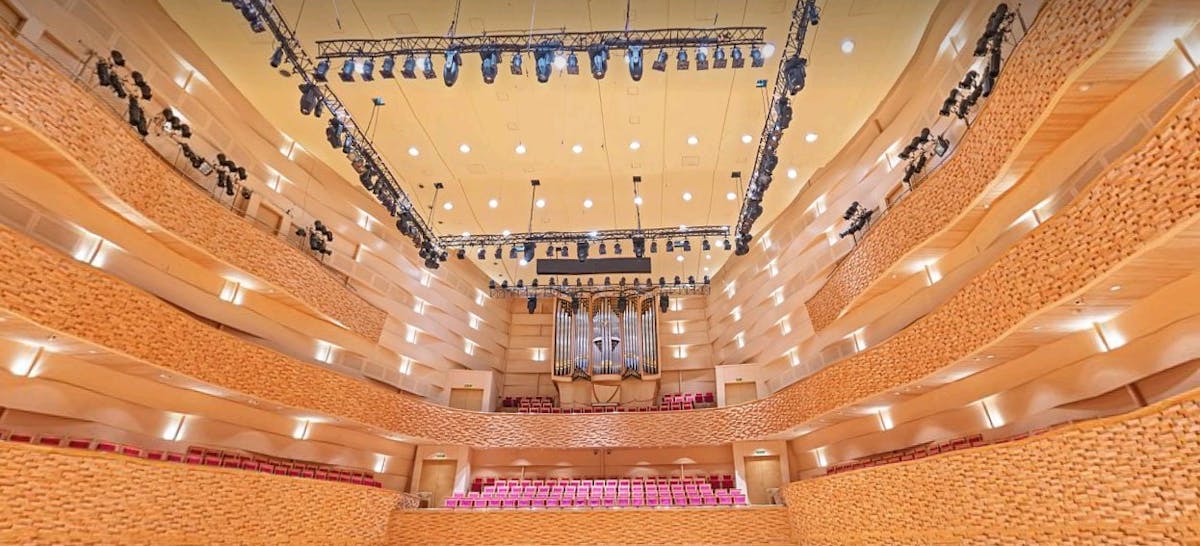 Реконструкция электрических сетей концертного зала Мариинского театра
