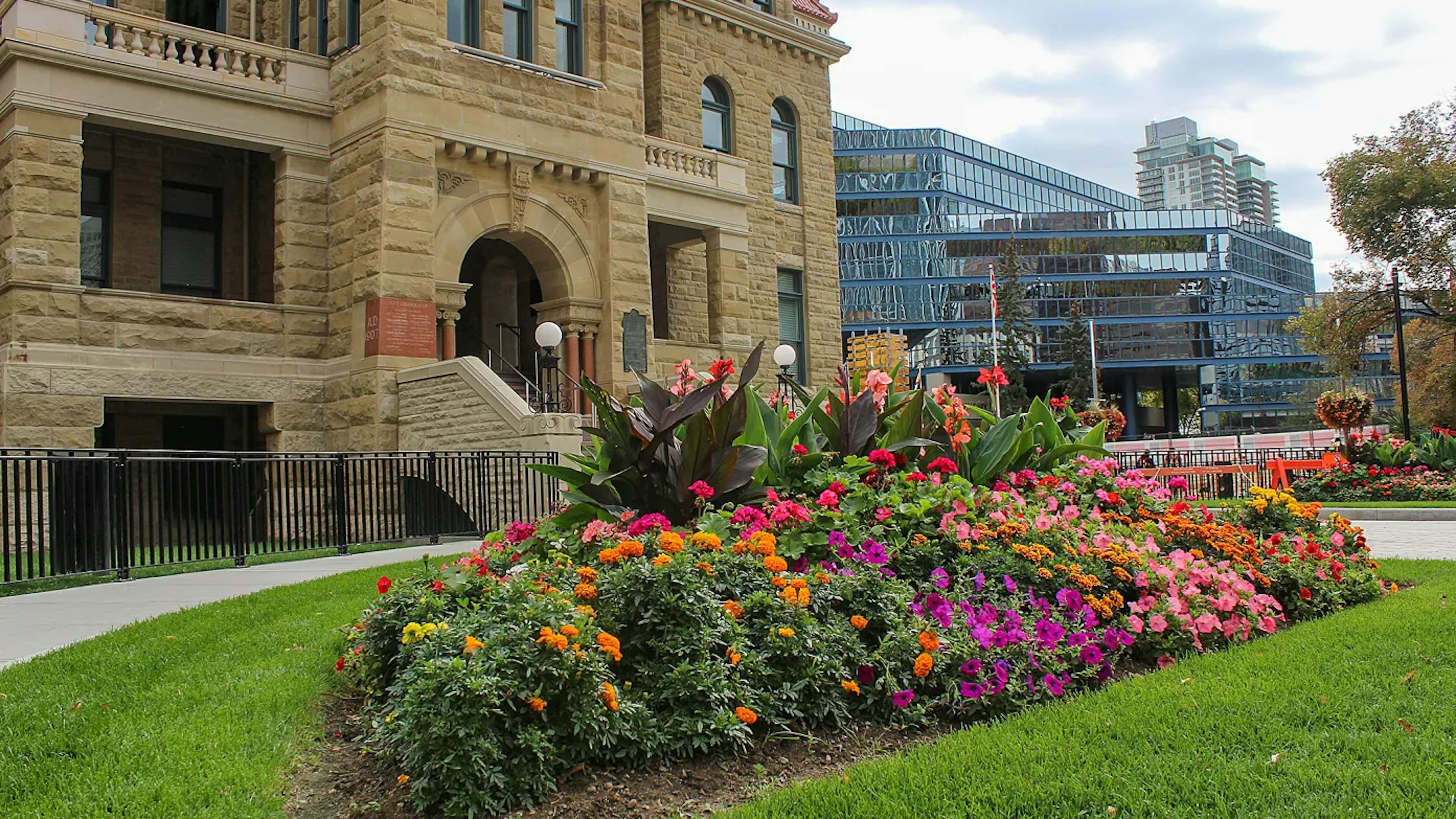 Calgary's historic city hall with the municipal building in the background in September 2023. DARREN KRAUSE / LIVEWIRE CALGARY