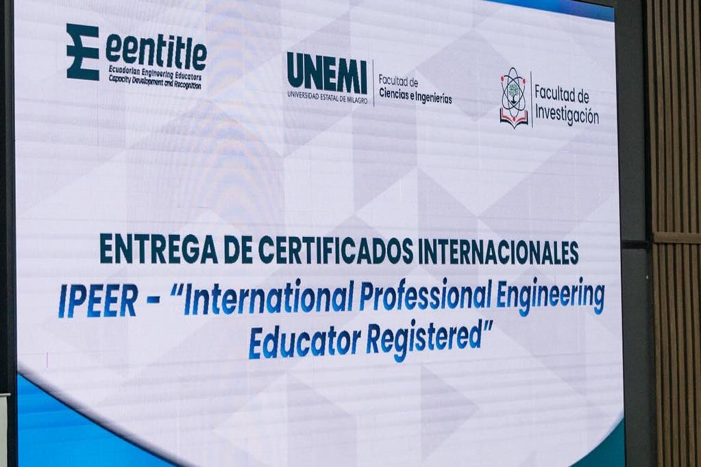 From Peer Review to Better Outcomes: iPEER Boosts Teaching Quality in Ecuador