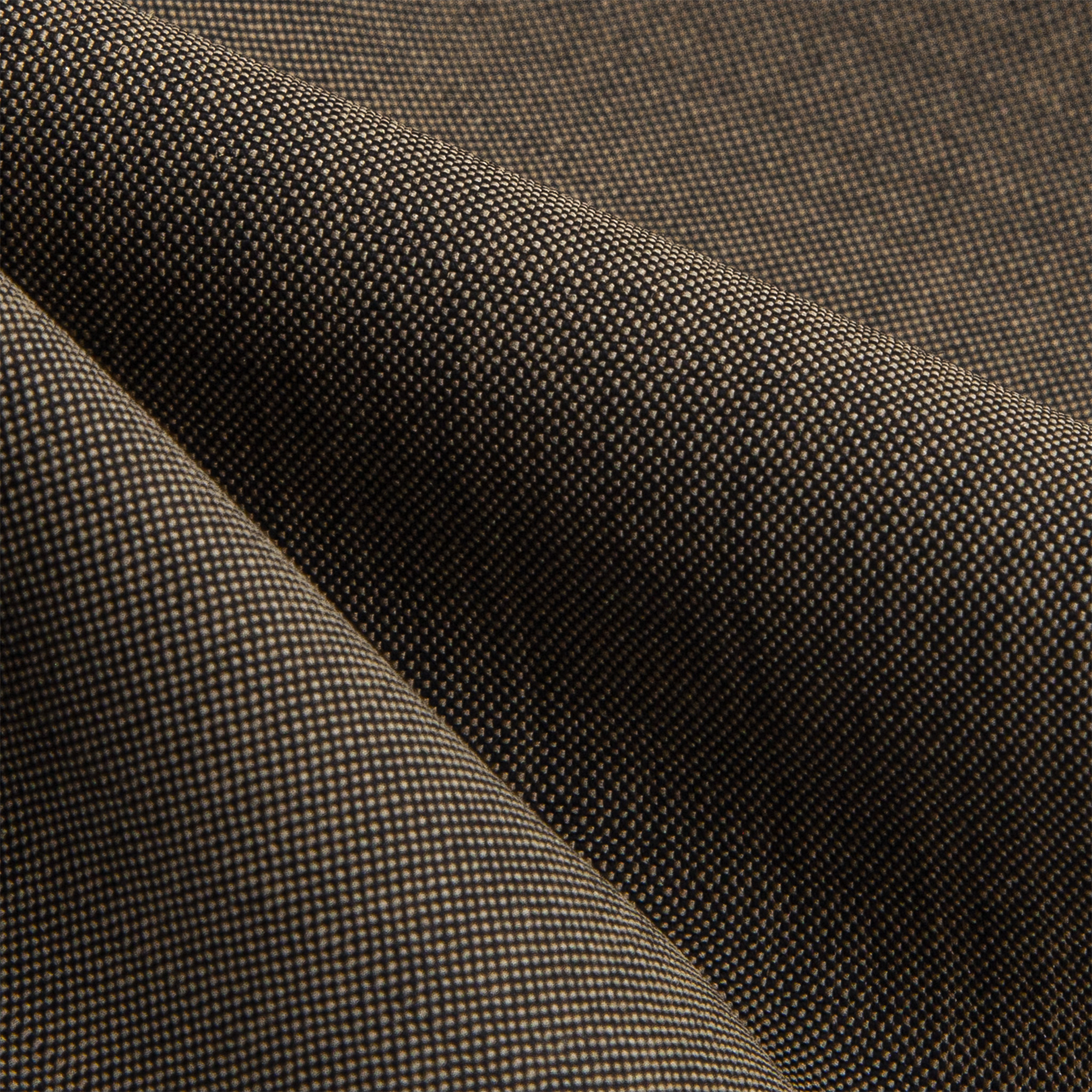 Holland & Sherry: Unveiling the Classic Charm in Your Enzo Custom Suit