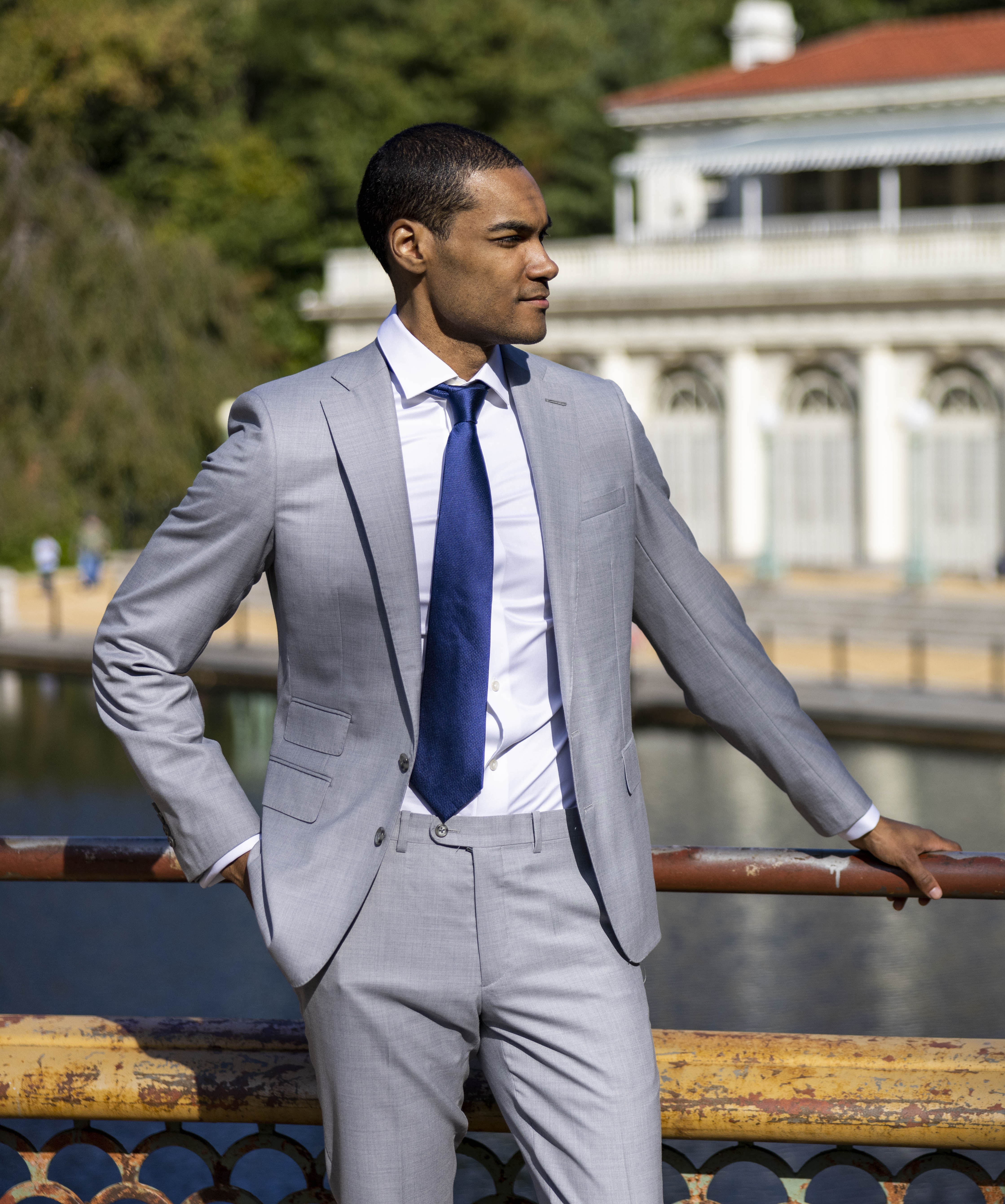From Day to Night: Styling Your Custom Suit for Every Occasion