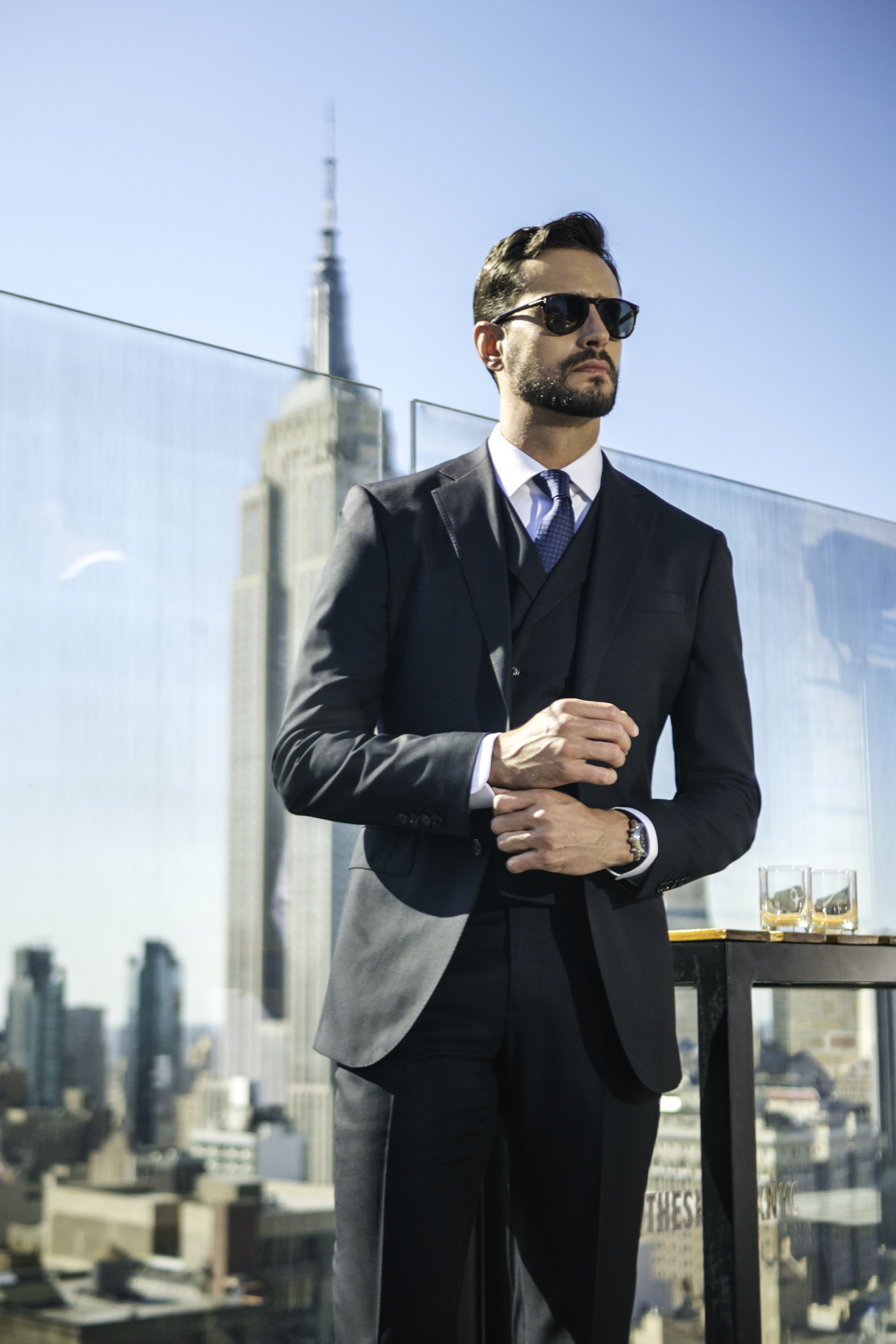The Benefits of a Men's Custom Suit Jacket
