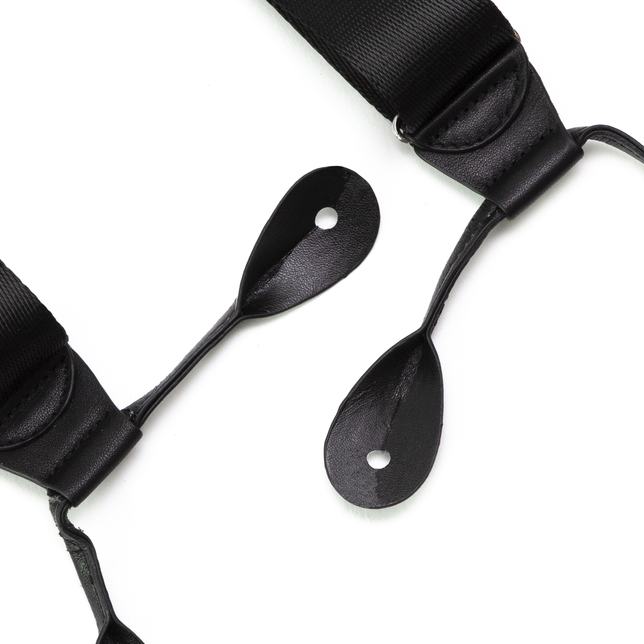 The Timeless Appeal of Suspenders in Men's Fashion