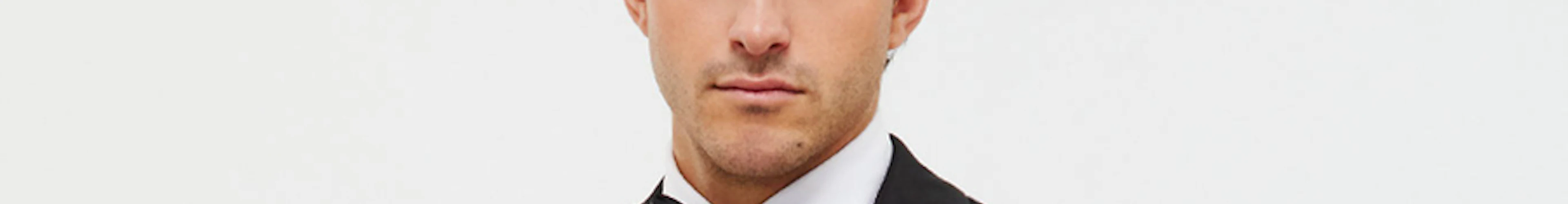 Elevate Your Evening: The Timeless Elegance of Dinner Jackets