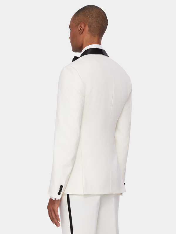 The Elegance of Under Collar Monograms in Tuxedos