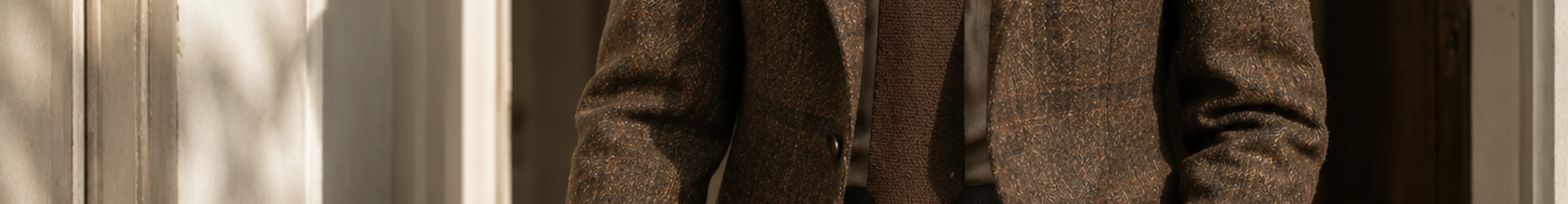 Elevate Your Autumn Style: The Best Suit Fabrics for Fall