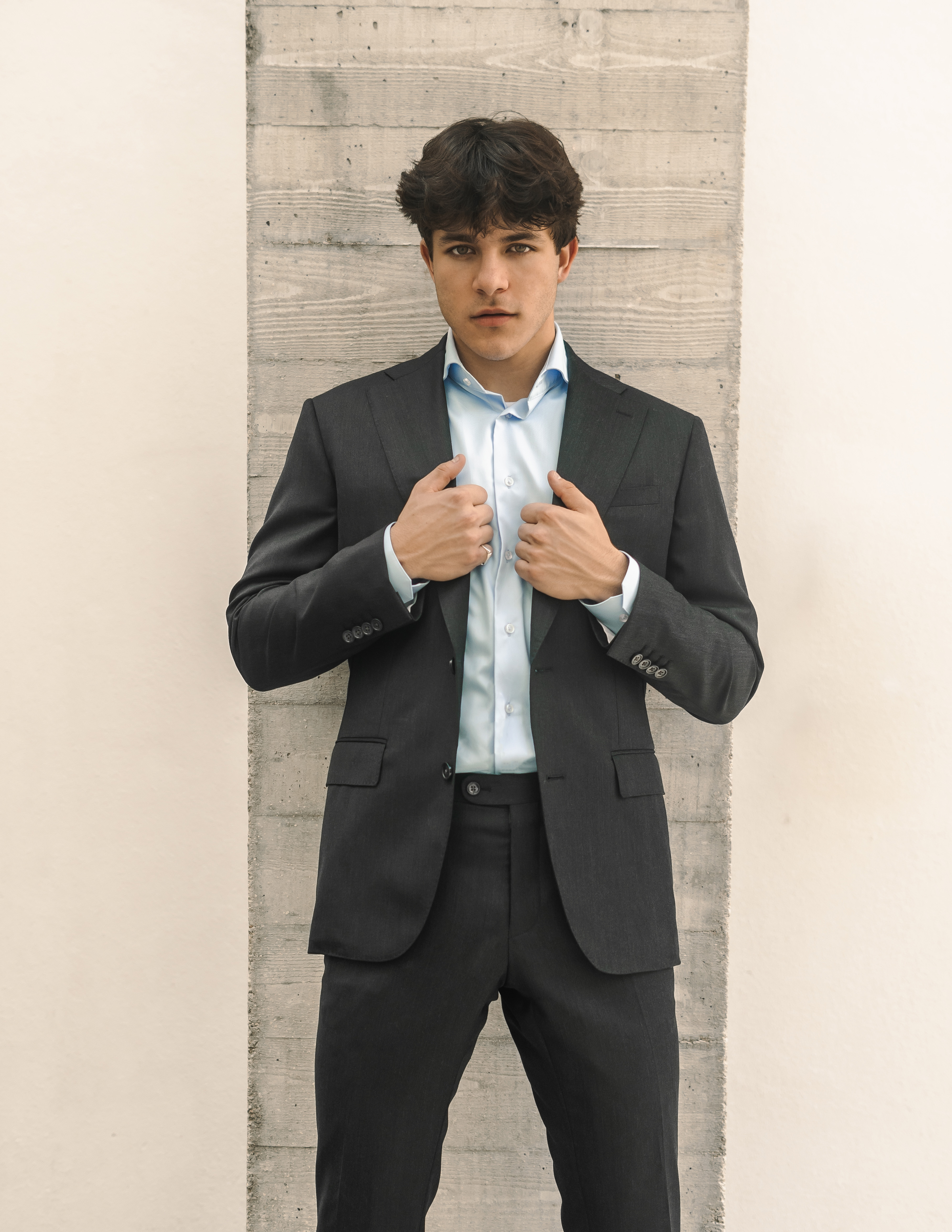The Advantages of Men's Custom Clothes