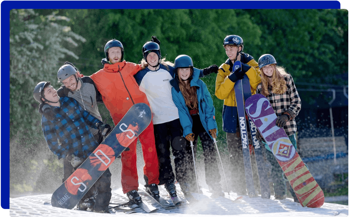 Skiing and snowboaridng at Norfolk Snowsports Club