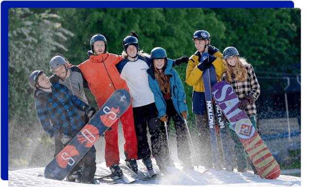 Skiing and snowboaridng at Norfolk Snowsports Club