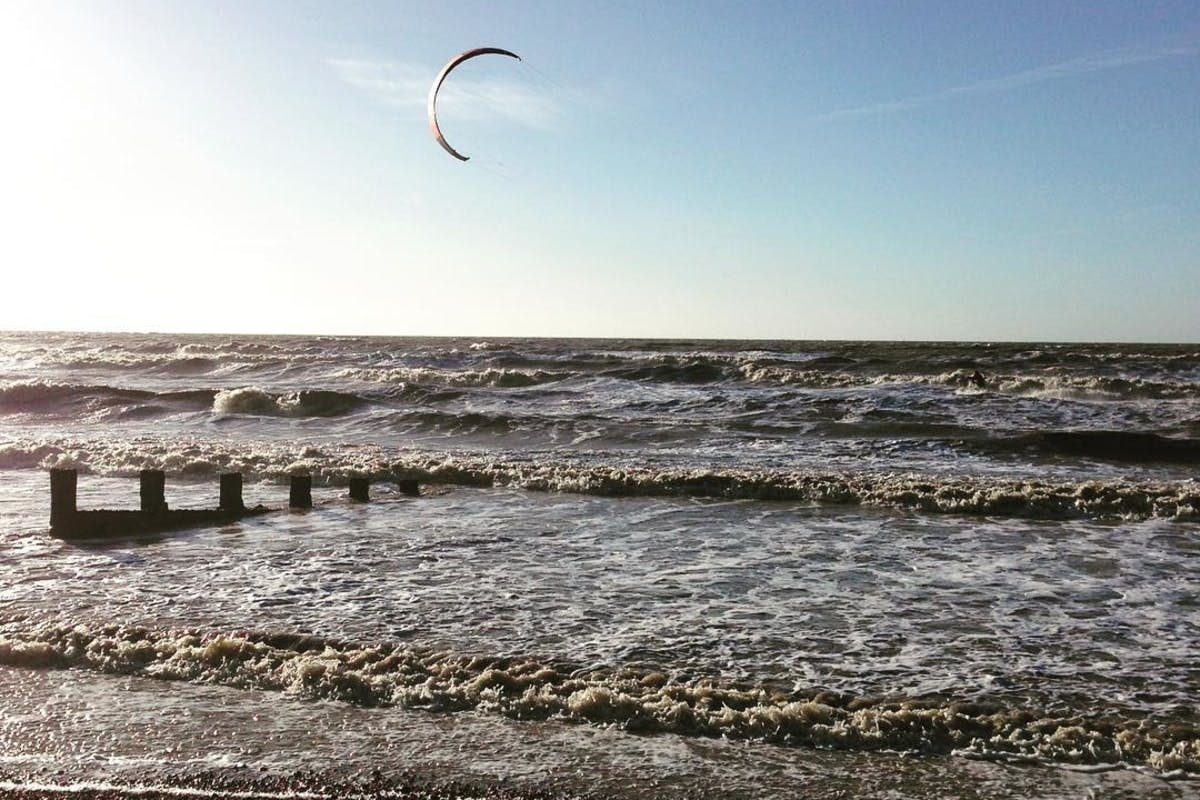 Book now with Camber Kitesurfing 