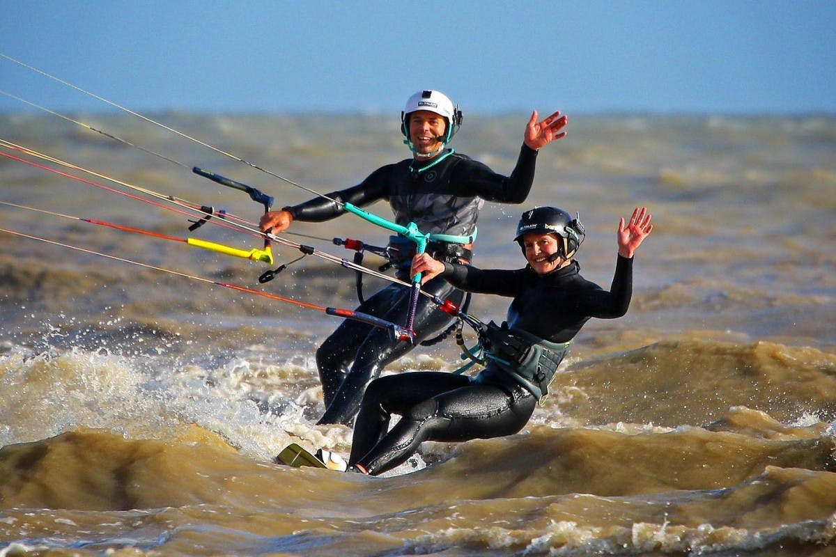 Lewis Crathern kitesurfing 