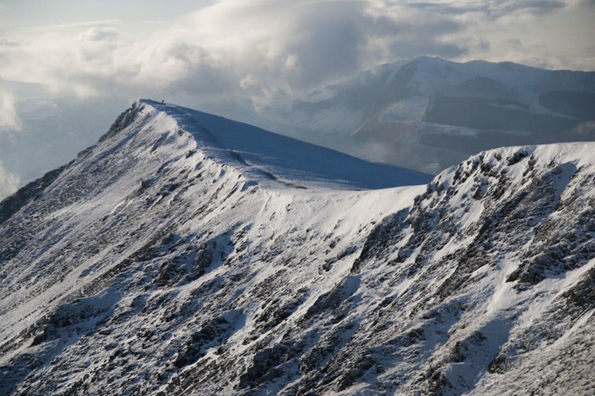 monster-mountains-snowden-with-snow.jpg