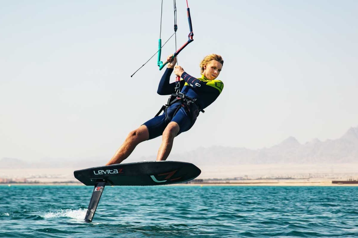 olly bridge kitesurfing