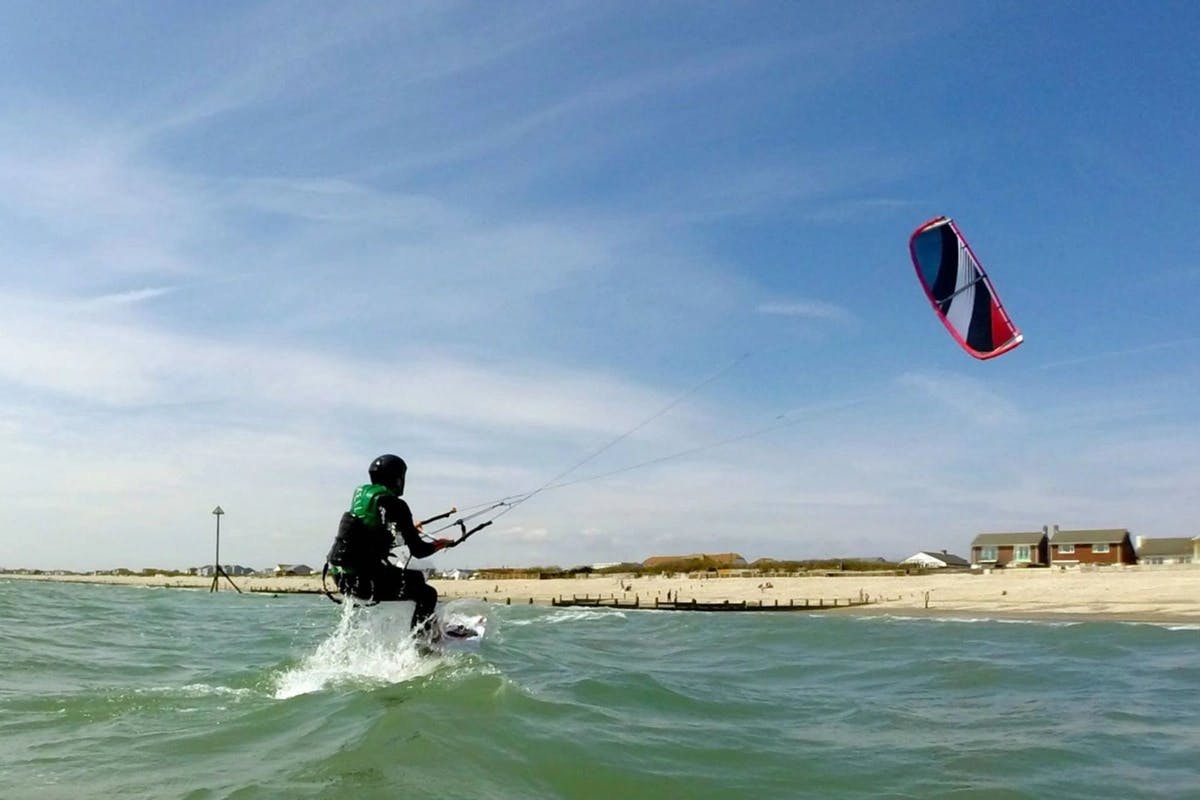 Kitesurfing in Devon