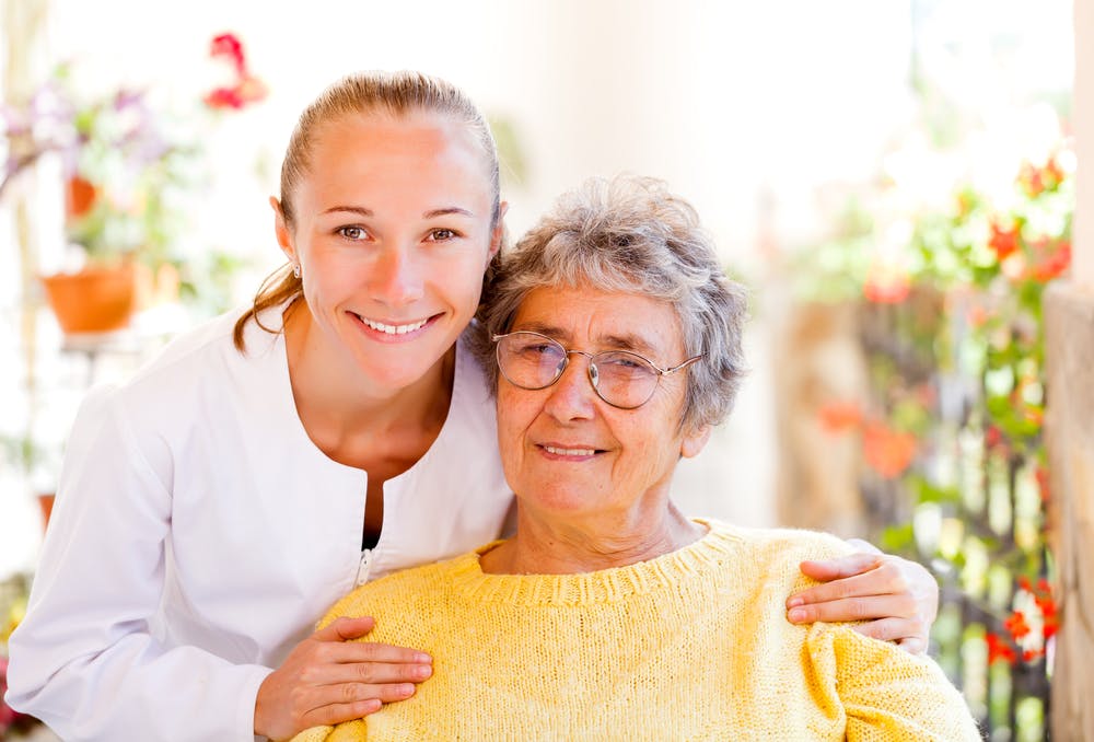Assistenza anziani a domicilio: la badante convivente