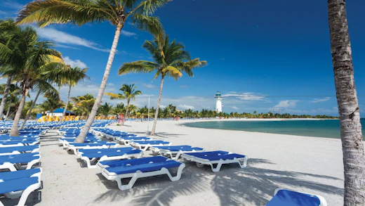 Harvest Caye Beach i Belize.