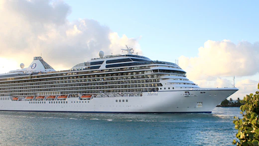 Fartyget Oceania Marina.