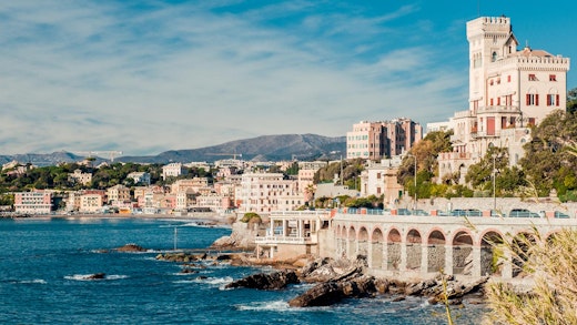 Vackra hamnstaden Genua i Italien.