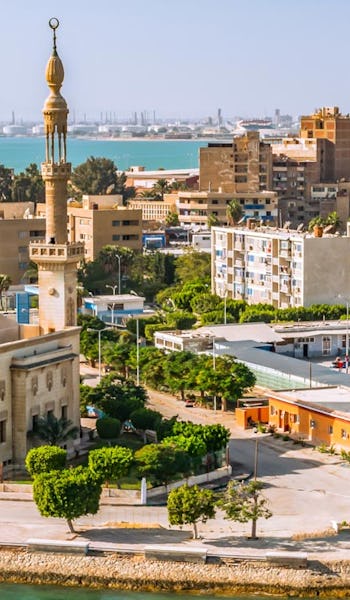 Hamnstaden Port Said vid Suezkanalens mynning i Medelhavet.