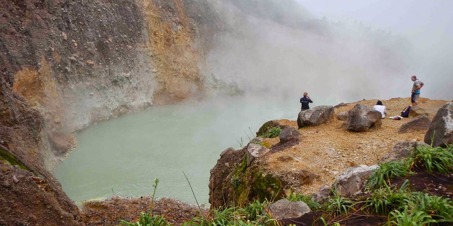 Boiling Lake på Dominica.