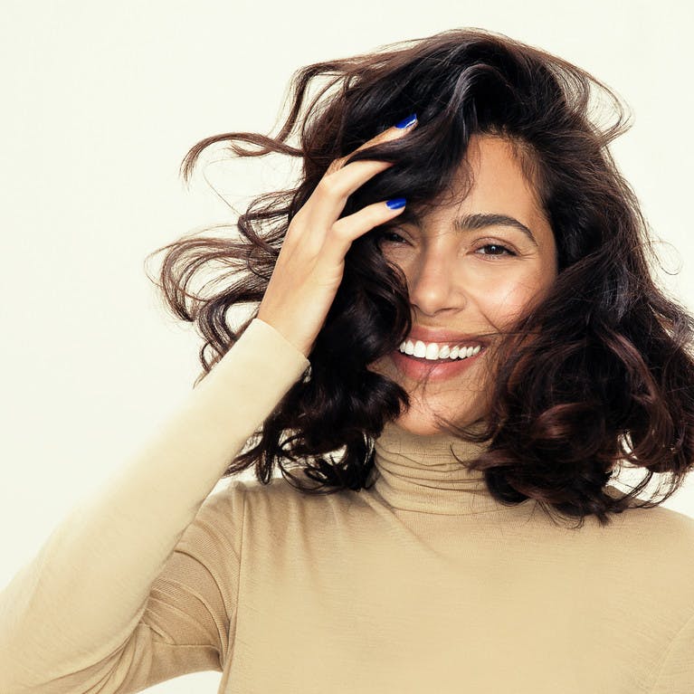 Image of esalon client chelsea with effortless waves hairstyle