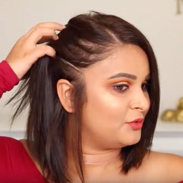 Image of Ditya Belwal influencer coloring her hair with esalon hair color