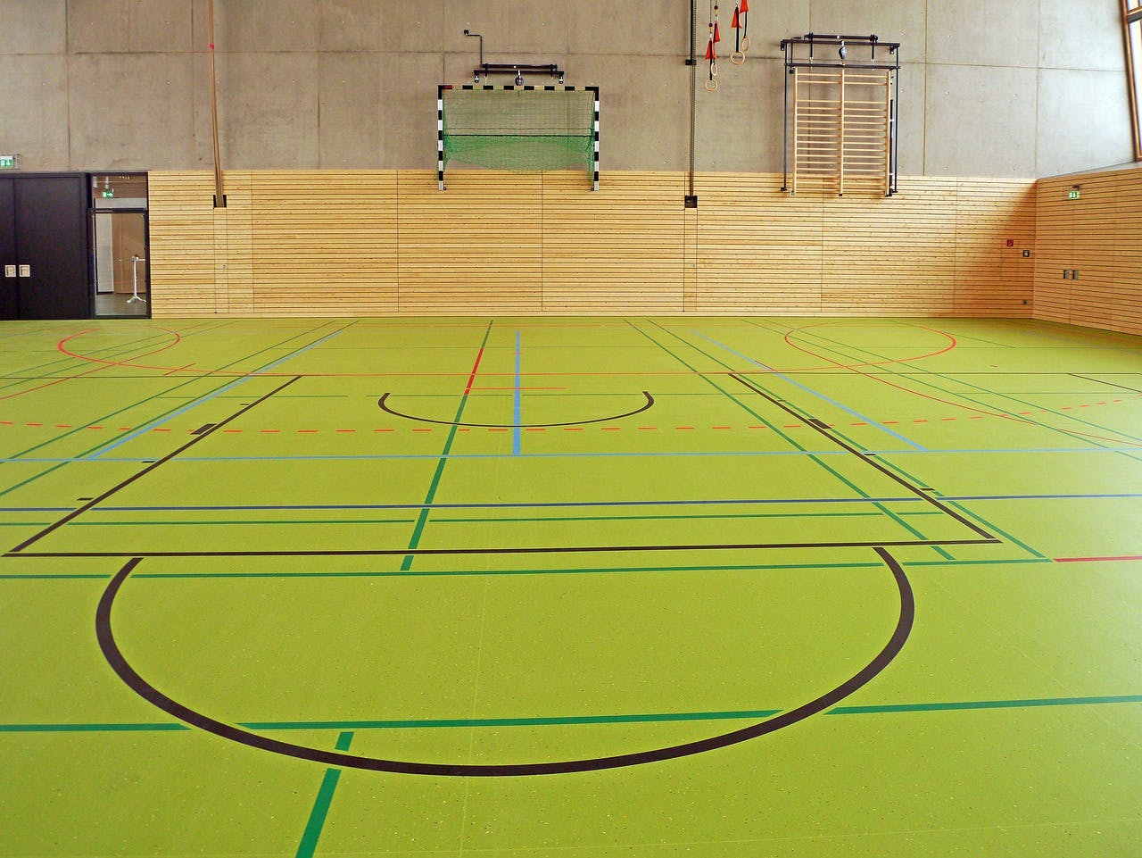 Salle polyvalente disponible à la réservation