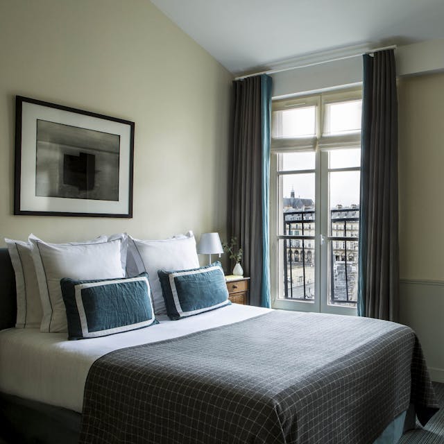 esprit de france, hotel de charme à Paris centre : vue chambre