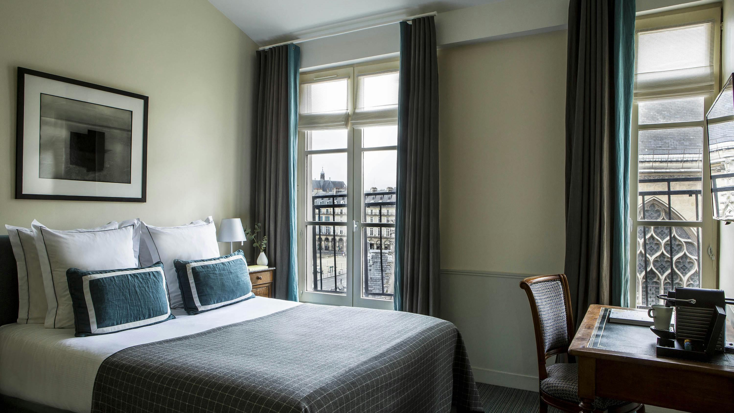 Place du Louvre stay in paris centre hotel 4 star