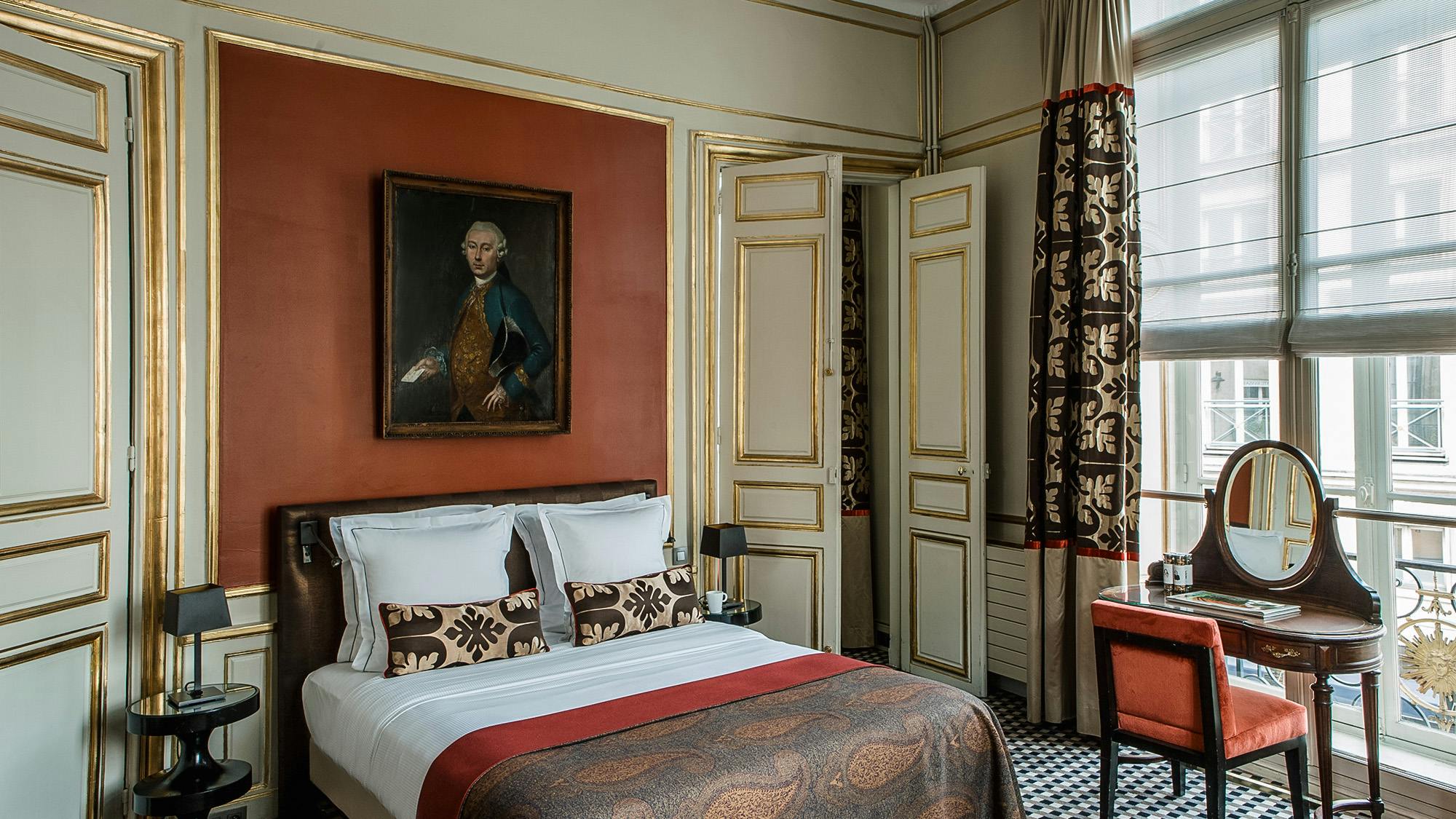 historic hotel in paris