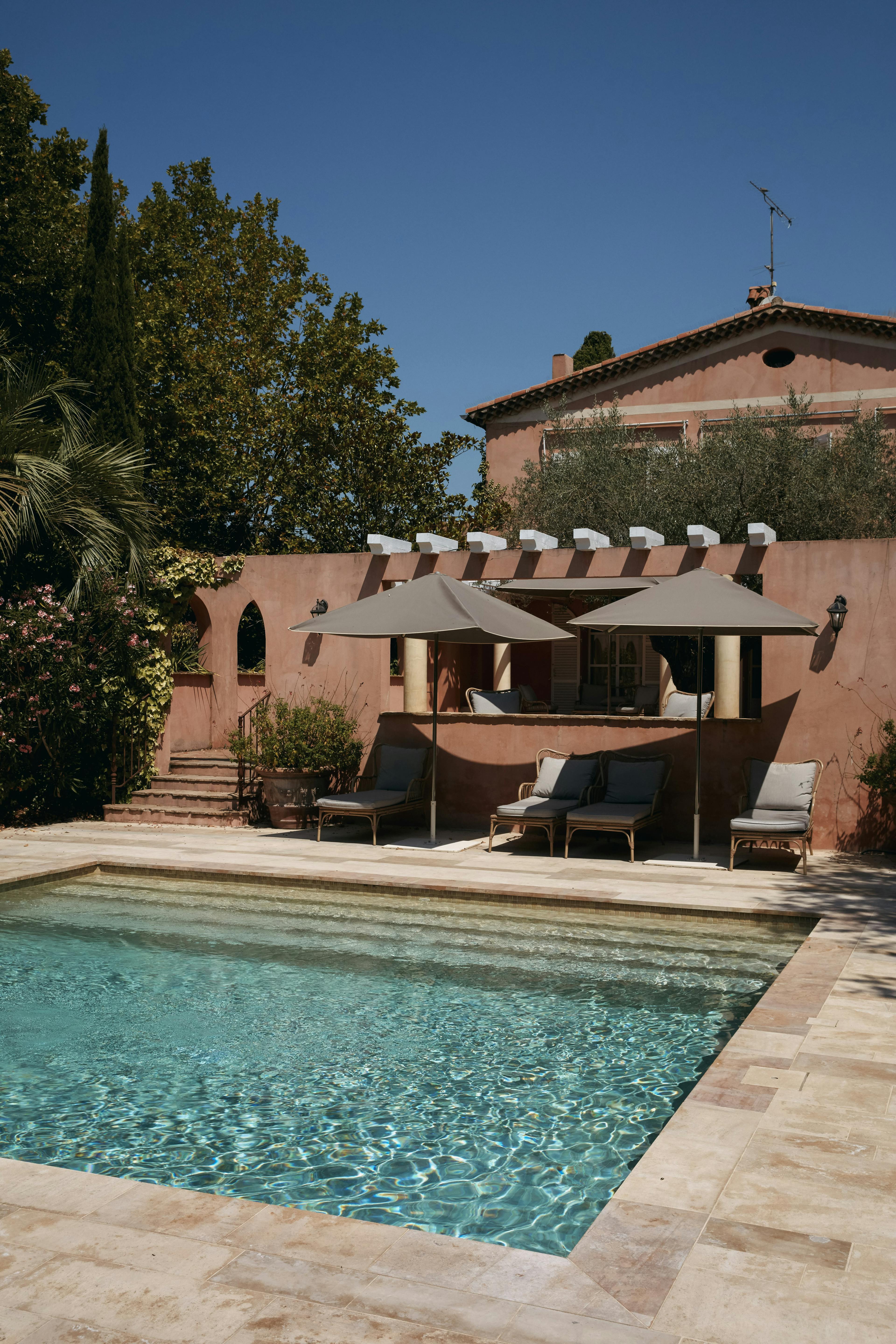 piscine hotel 5 etoiles aix en provence