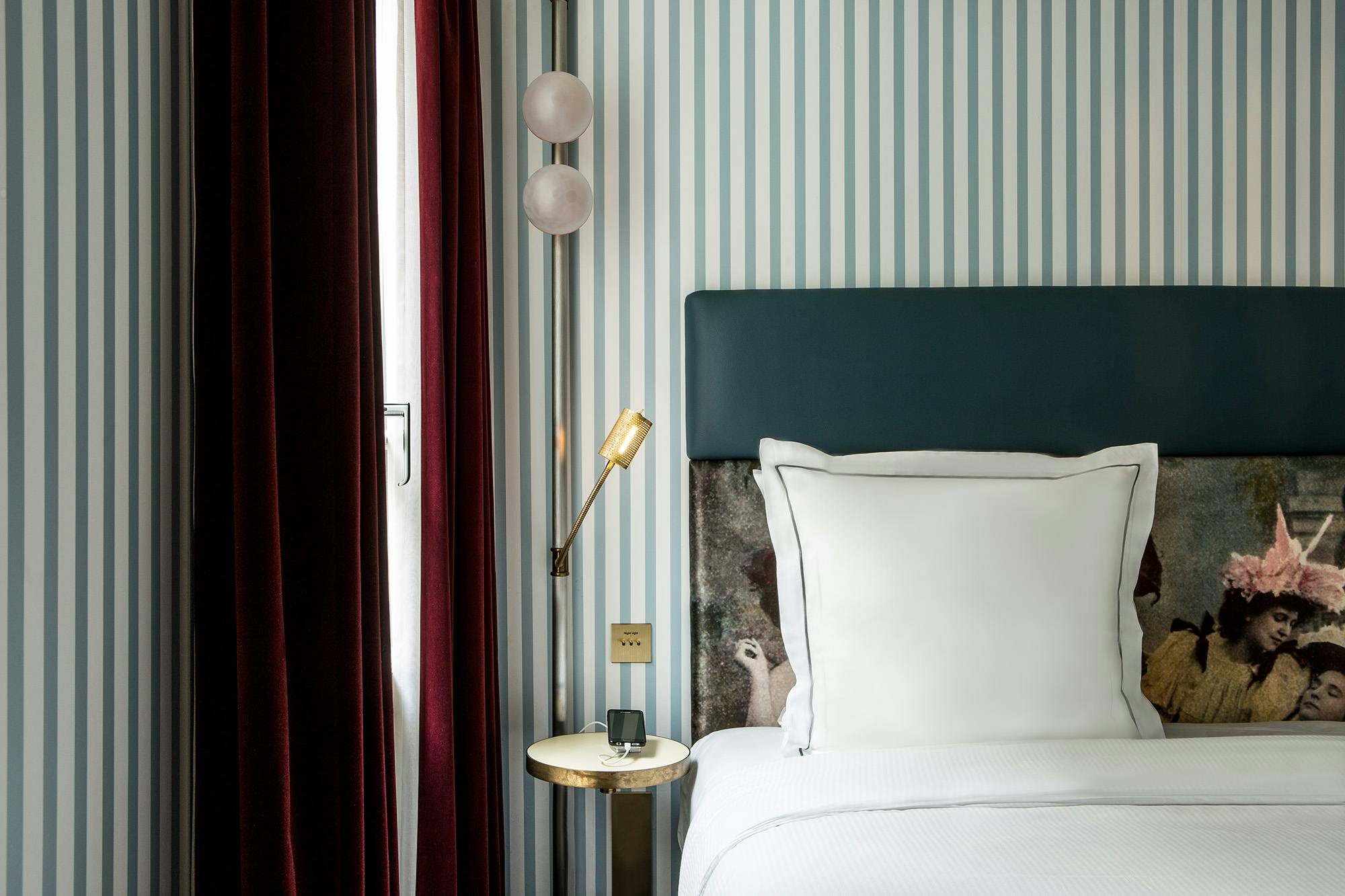 Hotel du Rond-Point des Champs-Elysees with beautiful room