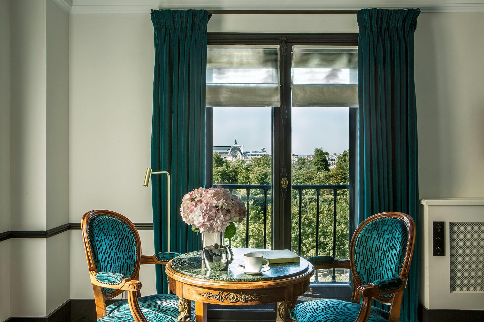 Hotel close to Arc de Triomphe in Paris