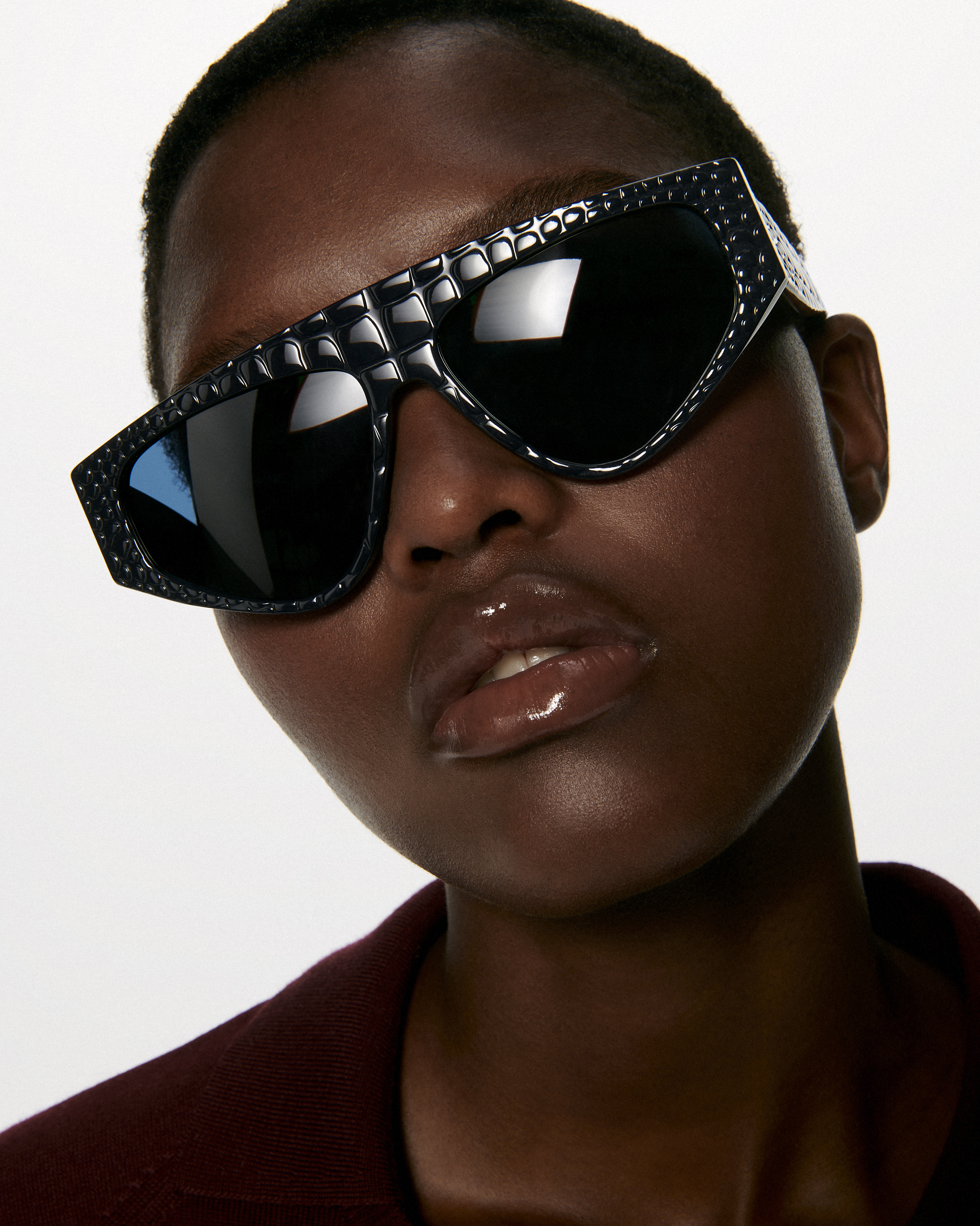 mc-beauty-black-lunettes