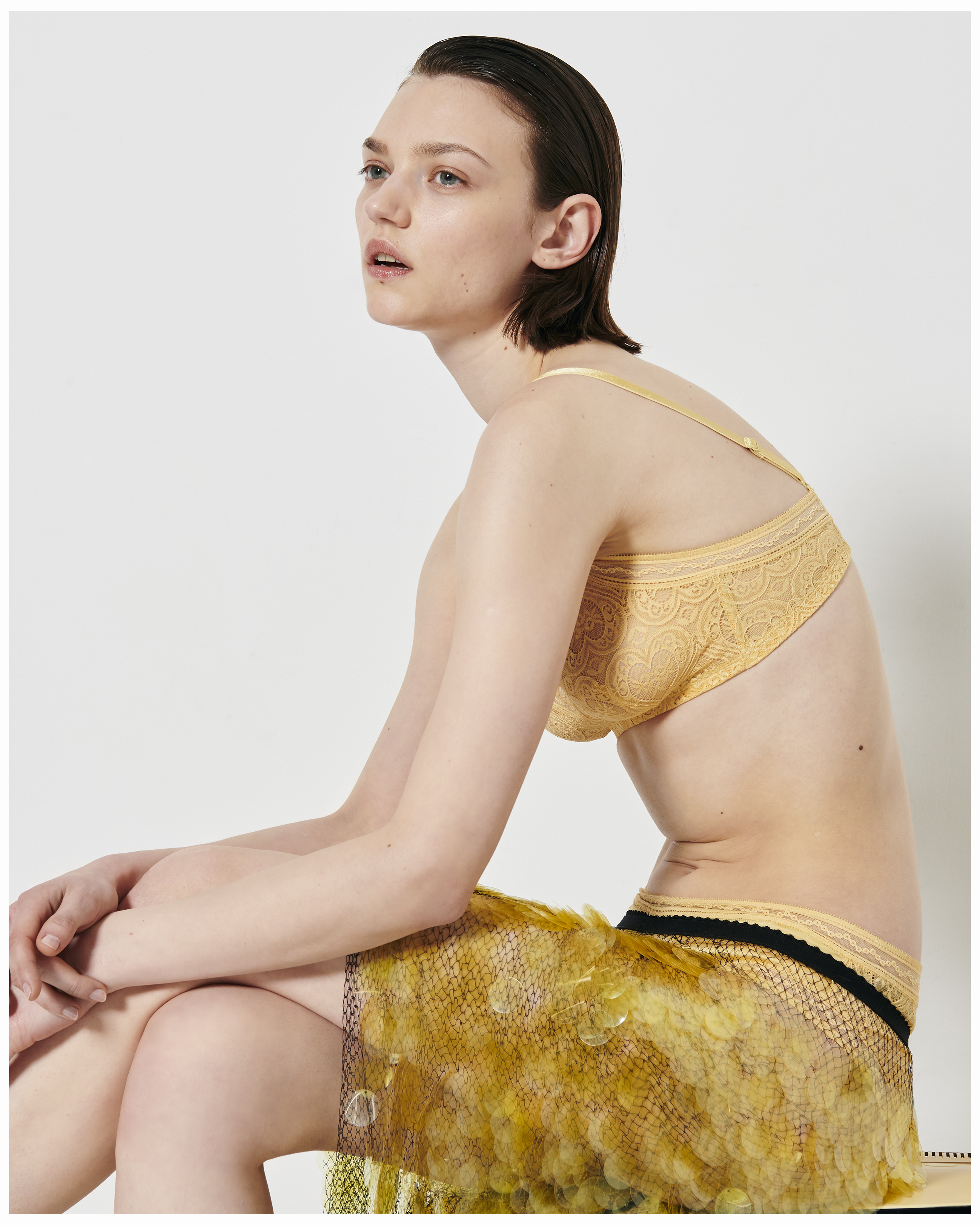 MARIE CLAIRE Undressed