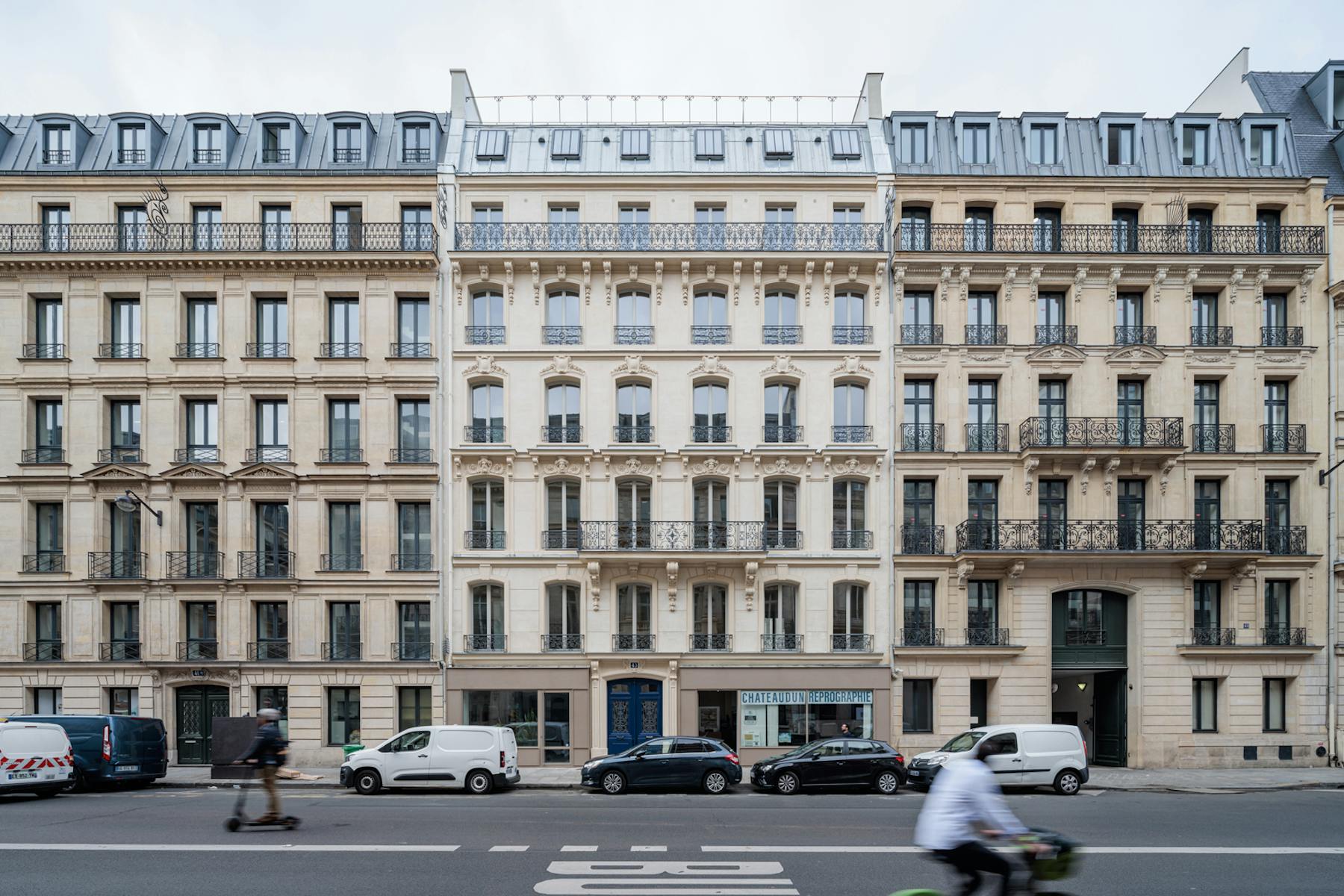 Bureaux rue de Châteaudun transformés en logements, Paris 9ème. Photo : Salem Mostefaoui