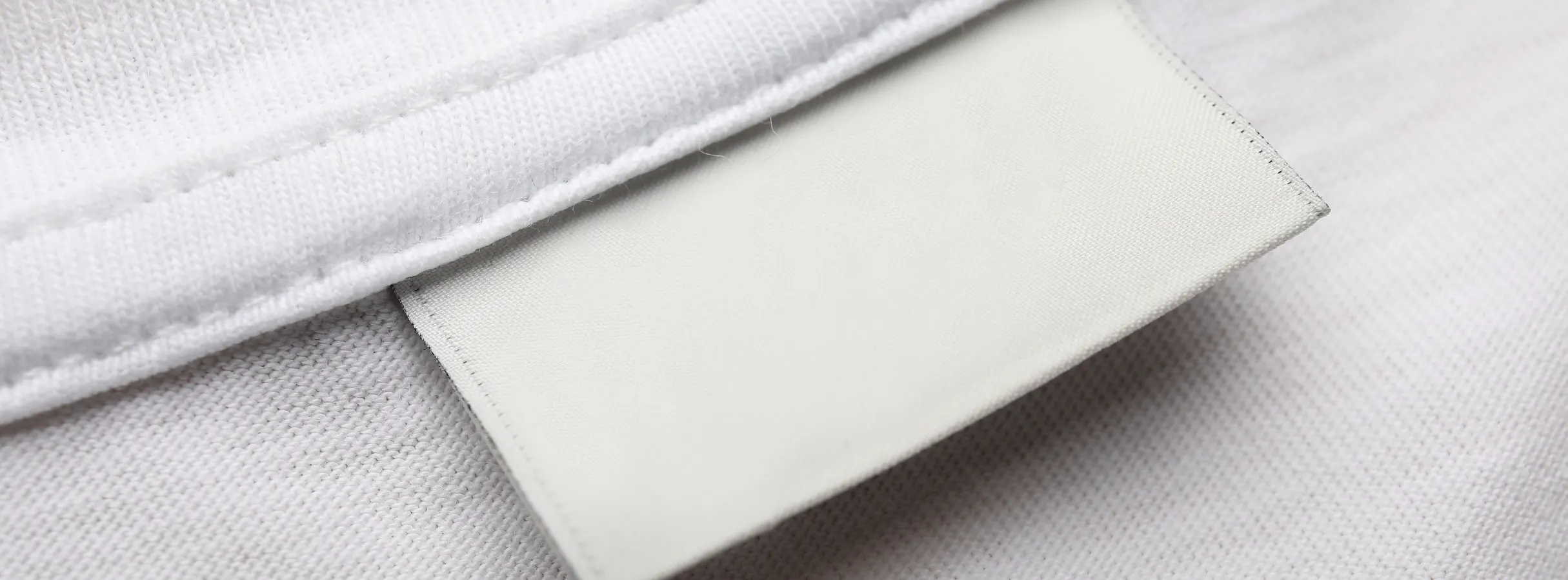 Uma etiqueta de composição em branco